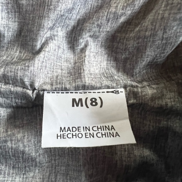 Boys thick Puma vest.  Size 7/8 - Picture 2 of 3